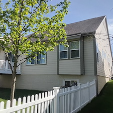 House-washing-Window-Cleaning-Deck-Cleaning-in-Lake-Frederick-VA-1 1